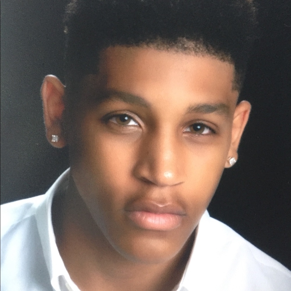 Meet your Posher, Isaac